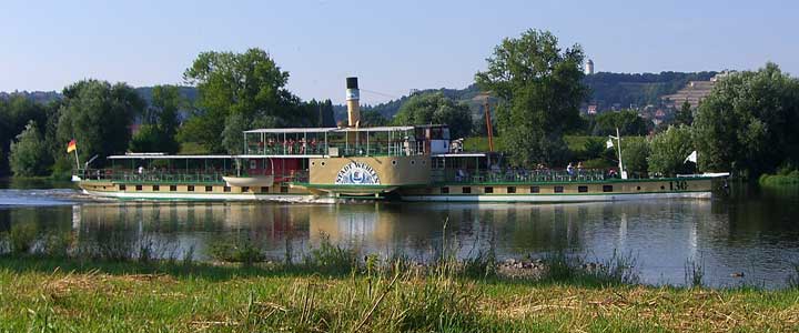Foto Motivausschnitt Dampfschiff auf der Elbe in Radebeul